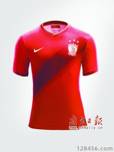 足球服可以选0号吗？号码背后的规则与故事